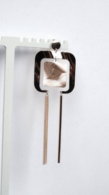 luxury gold and diamond jewelery