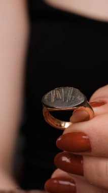 luxury gold and diamond jewelery