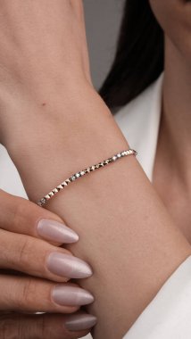 luxury gold and diamond jewelery