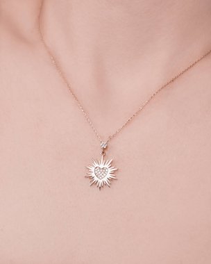 Lüks Elmas ve Altın Mücevher