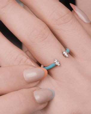 Altından ve elmaslardan oluşan Ebedi Mücevher Tasarımı