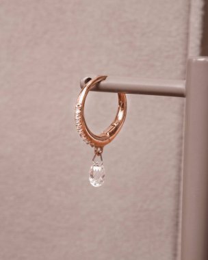 Altından ve elmaslardan oluşan Ebedi Mücevher Tasarımı