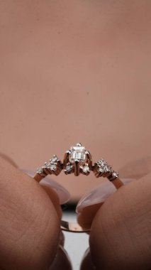 Günlük Şık Altın ve Elmas Mücevherler