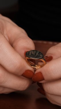 Günlük Şık Altın ve Elmas Mücevherler