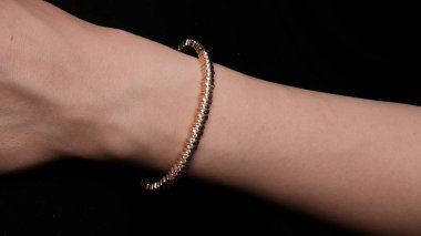 Günlük Şık Altın ve Elmas Mücevherler