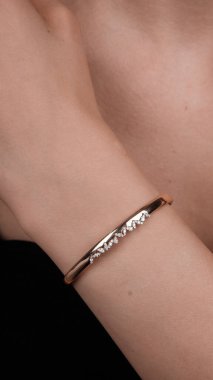 Büyüleyici Altın ve Elmas Gelinlik Takıları