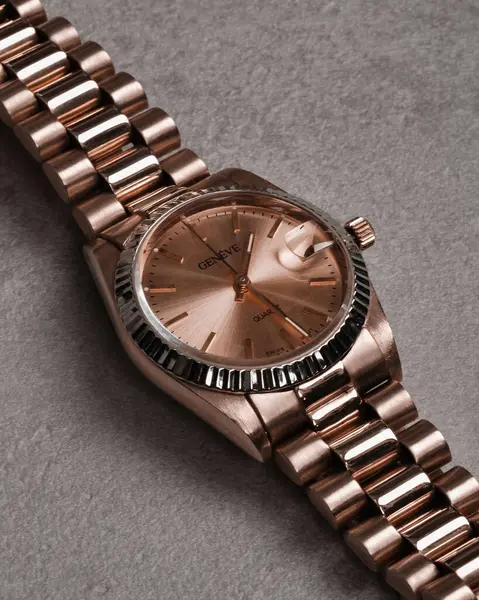 Günlük Şık Altın ve Elmas Mücevherler