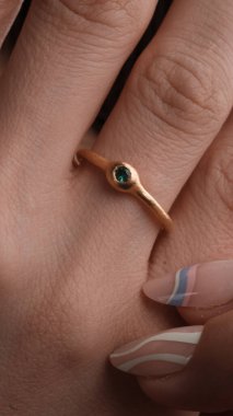 Lüks Aşıklar İçin Sersemletici Altın ve Elmas Mücevherler