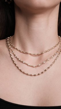 Her Tarz İçin Parlayan Elmas ve Altın Mücevher