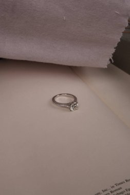 Şık ve Zarif Altın Elmas Mücevherler