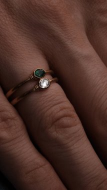 Şık ve Zarif Altın Elmas Mücevherler