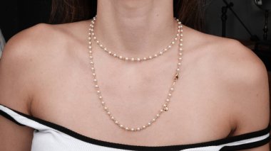 Zarif El yapımı Altın ve Elmas Mücevherler