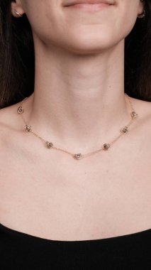 Renkli Taşlı Eşsiz Altın ve Elmas Mücevherler