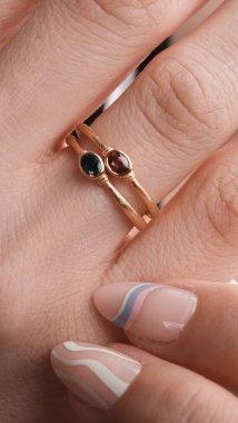 Renkli Taşlı Eşsiz Altın ve Elmas Mücevherler