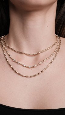 Renkli Taşlı Eşsiz Altın ve Elmas Mücevherler