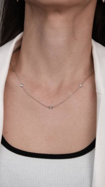 Parlak Elmaslı Görkemli Altın Mücevherler