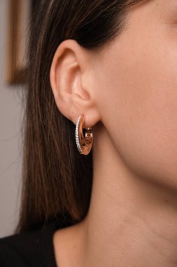 Özel Anlar İçin Özel Yapım Altın ve Elmas Mücevherler