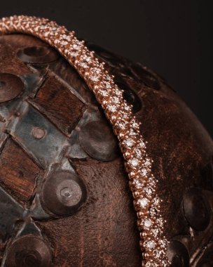 Özel Anlar İçin Özel Yapım Altın ve Elmas Mücevherler