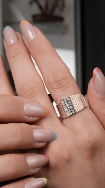 Özel Anlar İçin Özel Yapım Altın ve Elmas Mücevherler