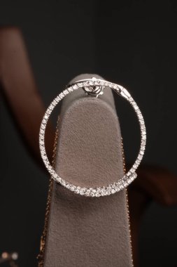 Kaliteli Mücevherler: Altın ve Elmas Hazineleri