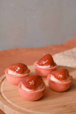 Kremalı Light ve Yumuşak Fransız Eklemeleri