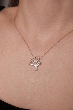 Kaliteli Mücevherler: Altın ve Elmas Hazineleri