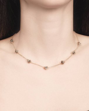 luxury gold and diamond jewelery