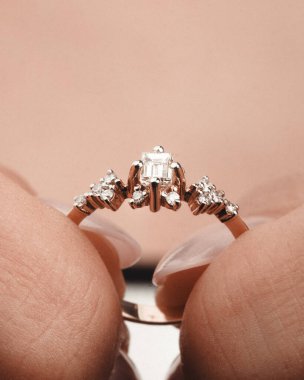 Lüks Elmas ve Altın Mücevher