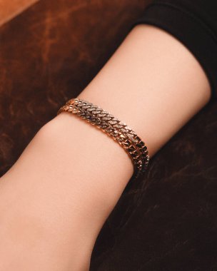 Altından ve elmaslardan oluşan Ebedi Mücevher Tasarımı