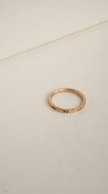 Güzel Altın ve Elmas Kokteyl Mücevherleri