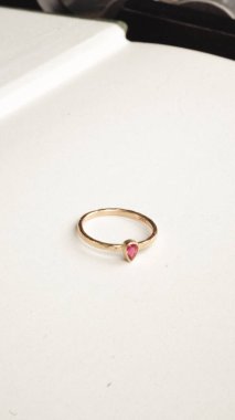 Güzel Altın ve Elmas Kokteyl Mücevherleri