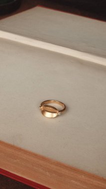 Parlak Mücevher Setleri: Altın, Elmas ve Gemstone