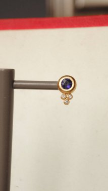 Parlak Mücevher Setleri: Altın, Elmas ve Gemstone