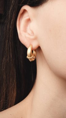 Parlak Mücevher Setleri: Altın, Elmas ve Gemstone