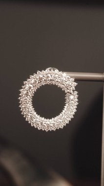 Lüks Altın ve Elmas Mücevher Koleksiyonu