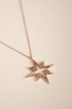 Özel durumlar için zarif Altın ve Elmas Mücevherler