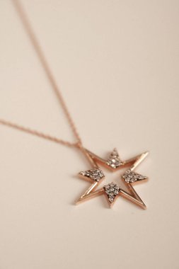 Özel durumlar için zarif Altın ve Elmas Mücevherler