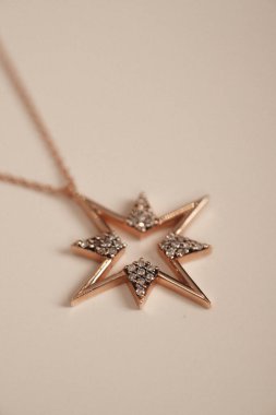 Özel durumlar için zarif Altın ve Elmas Mücevherler