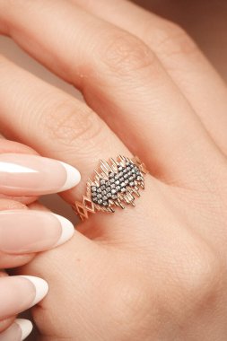 Özel durumlar için zarif Altın ve Elmas Mücevherler