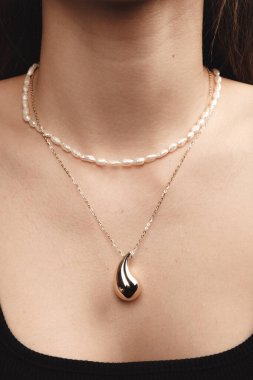 Zamansız Lüks Mücevherler: Elmaslar ve Altın Tasarımlar