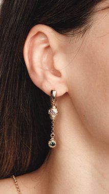 Lüks Aşıklar İçin Sersemletici Altın ve Elmas Mücevherler