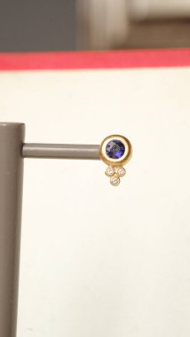 Lüks Aşıklar İçin Sersemletici Altın ve Elmas Mücevherler