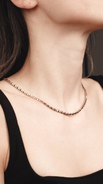 Elmas ve Altınla El Yapımı Lüks Mücevherler