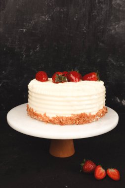 Mumlu Kutlama Pastası