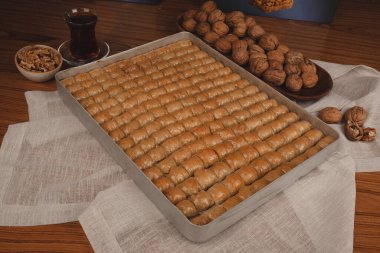 Baklava Piramidi Yaratıcı Tatlı Düzenlemesi