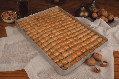Baklava Piramidi Yaratıcı Tatlı Düzenlemesi