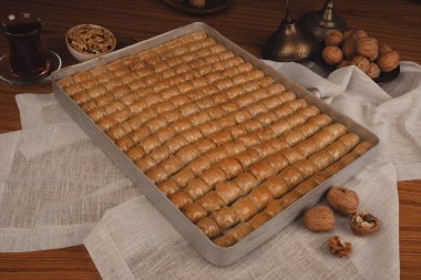 Baklava Piramidi Yaratıcı Tatlı Düzenlemesi