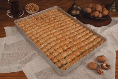 Baklava Piramidi Yaratıcı Tatlı Düzenlemesi