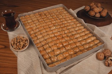 Baklava Piramidi Yaratıcı Tatlı Düzenlemesi