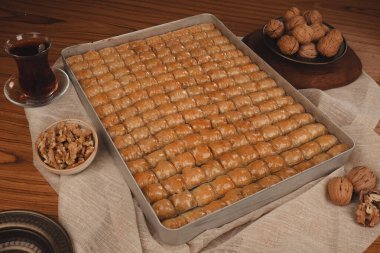 Baklava Piramidi Yaratıcı Tatlı Düzenlemesi